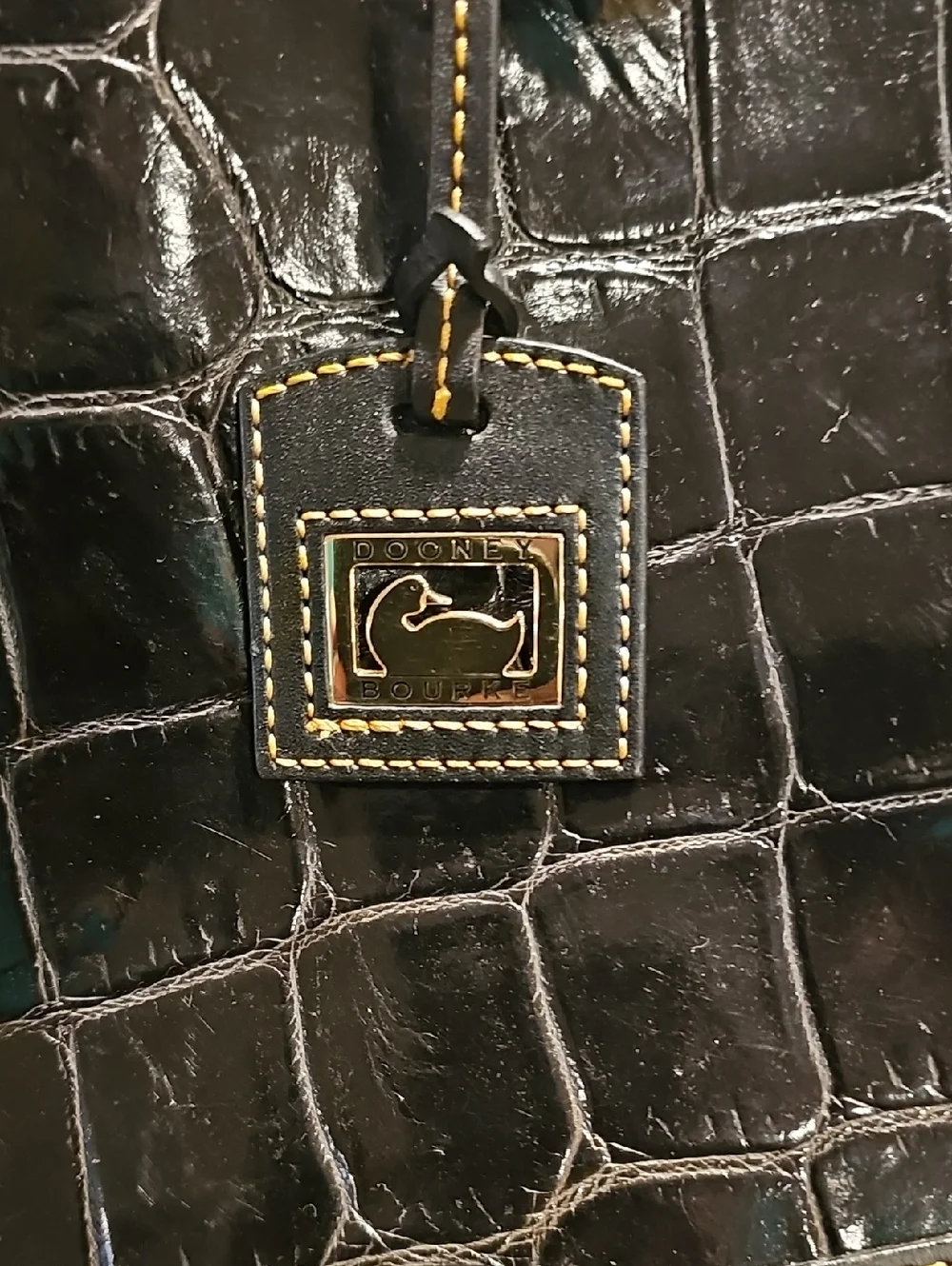 Dooney & Bourke Black Croc-Embossed Tote bag..very good condition - Picture 2 of 15